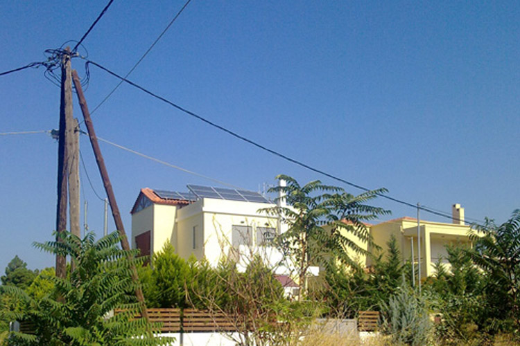 Εγκατάσταση φωτοβολταϊκών σε στέγη, περιοχή Ίσθμια